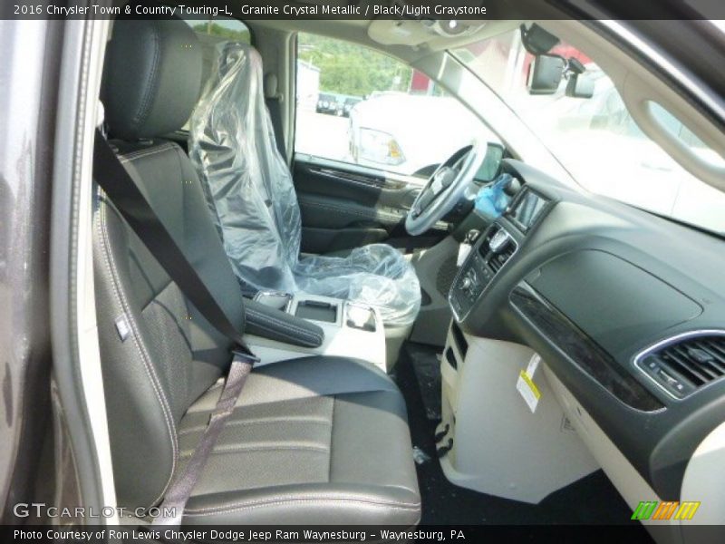 Granite Crystal Metallic / Black/Light Graystone 2016 Chrysler Town & Country Touring-L