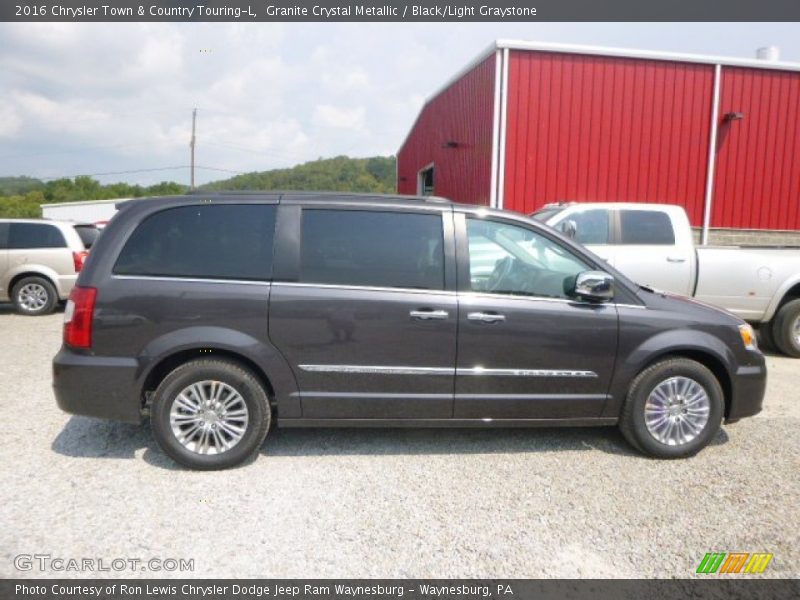 Granite Crystal Metallic / Black/Light Graystone 2016 Chrysler Town & Country Touring-L