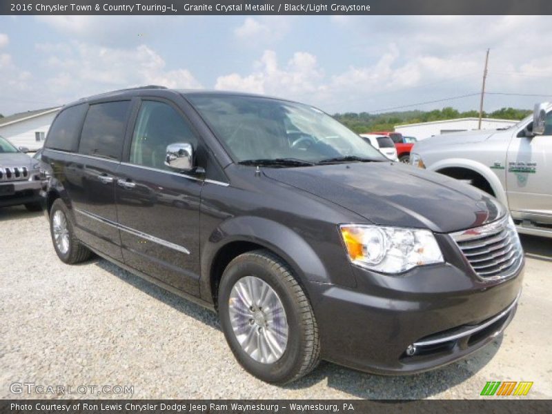 Granite Crystal Metallic / Black/Light Graystone 2016 Chrysler Town & Country Touring-L