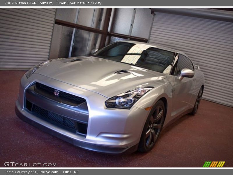 Super Silver Metallic / Gray 2009 Nissan GT-R Premium