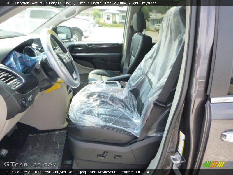 Granite Crystal Metallic / Black/Light Graystone 2016 Chrysler Town & Country Touring-L