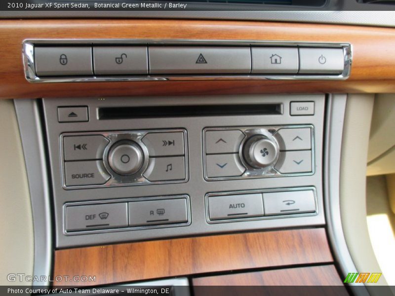 Botanical Green Metallic / Barley 2010 Jaguar XF Sport Sedan