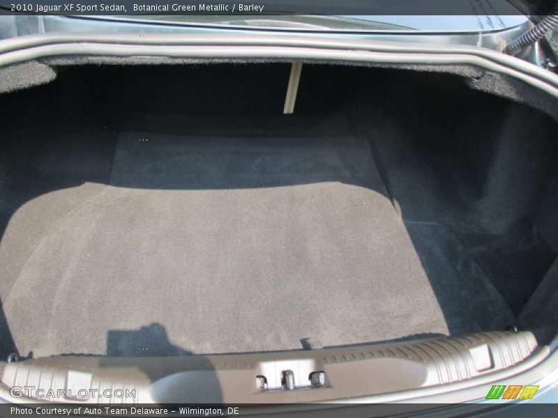 Botanical Green Metallic / Barley 2010 Jaguar XF Sport Sedan