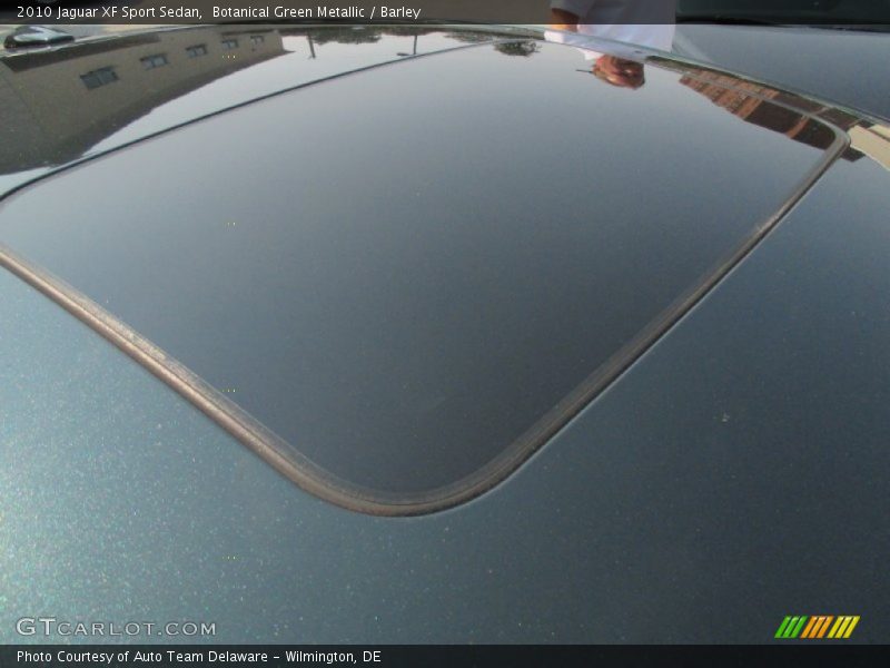 Botanical Green Metallic / Barley 2010 Jaguar XF Sport Sedan