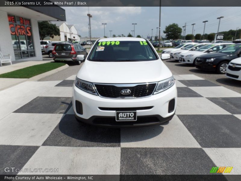 Snow White Pearl / Black 2015 Kia Sorento LX
