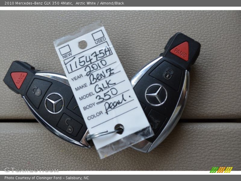 Arctic White / Almond/Black 2010 Mercedes-Benz GLK 350 4Matic