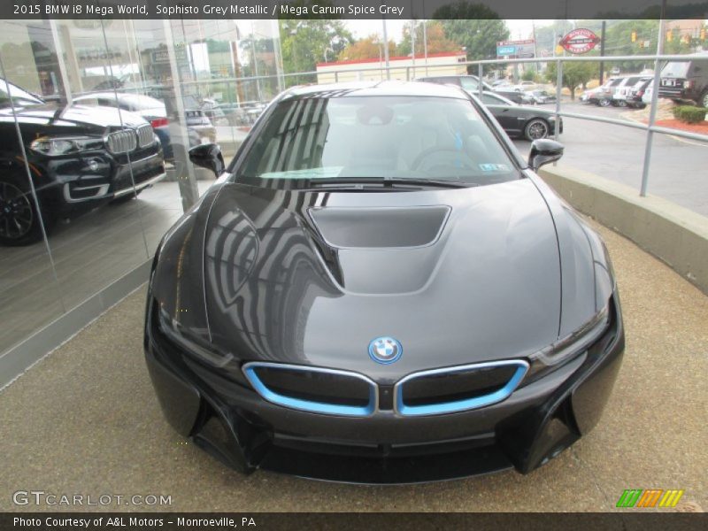  2015 i8 Mega World Sophisto Grey Metallic