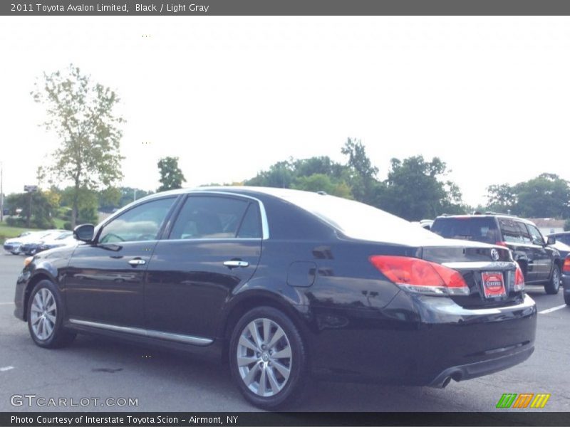 Black / Light Gray 2011 Toyota Avalon Limited