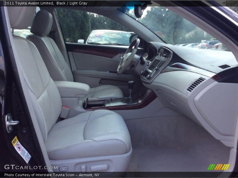 Black / Light Gray 2011 Toyota Avalon Limited