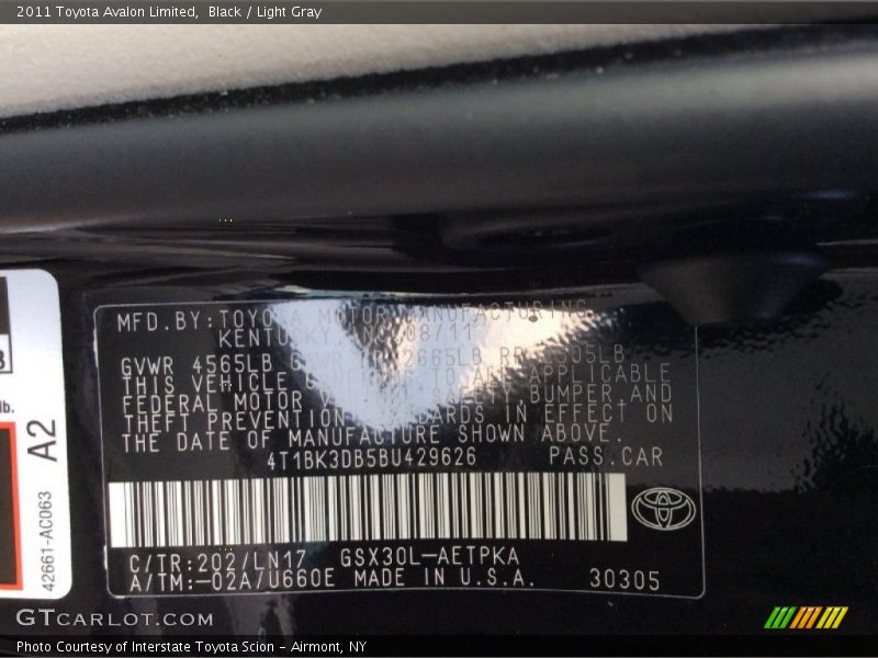 Black / Light Gray 2011 Toyota Avalon Limited
