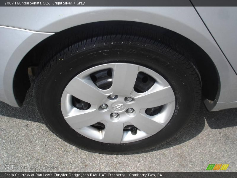 Bright Silver / Gray 2007 Hyundai Sonata GLS