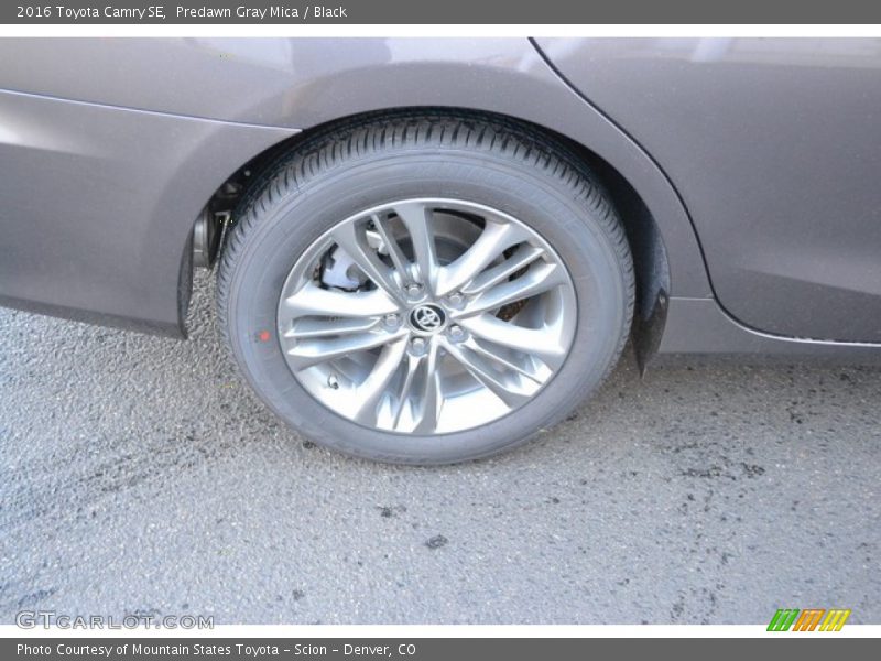 Predawn Gray Mica / Black 2016 Toyota Camry SE