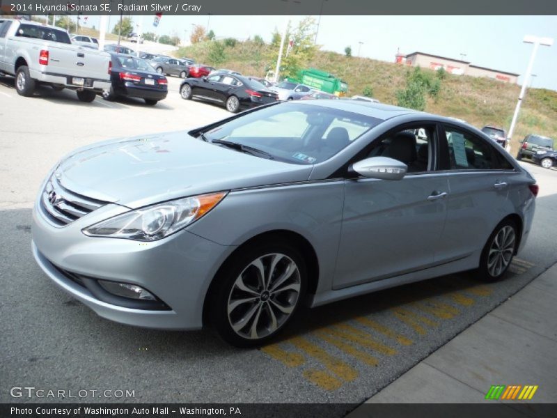 Radiant Silver / Gray 2014 Hyundai Sonata SE
