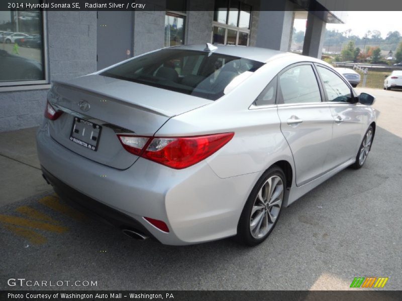 Radiant Silver / Gray 2014 Hyundai Sonata SE