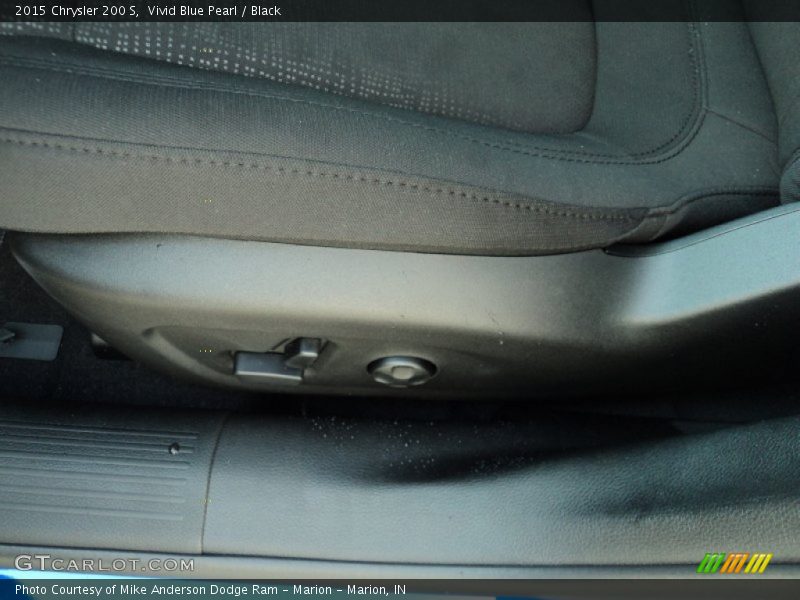 Vivid Blue Pearl / Black 2015 Chrysler 200 S