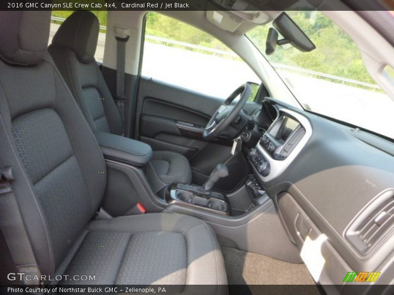 Cardinal Red / Jet Black 2016 GMC Canyon SLE Crew Cab 4x4