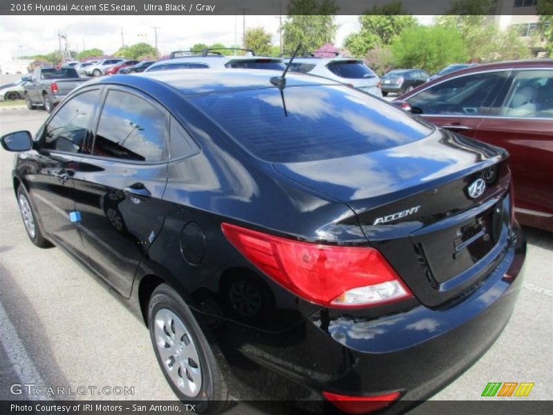 Ultra Black / Gray 2016 Hyundai Accent SE Sedan