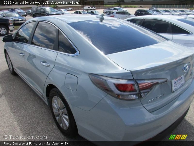 Seaport Mist / Beige 2016 Hyundai Sonata Hybrid SE