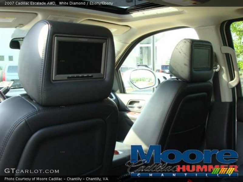 White Diamond / Ebony/Ebony 2007 Cadillac Escalade AWD