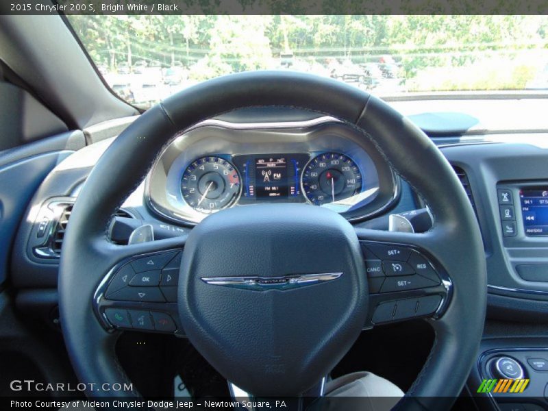 Bright White / Black 2015 Chrysler 200 S