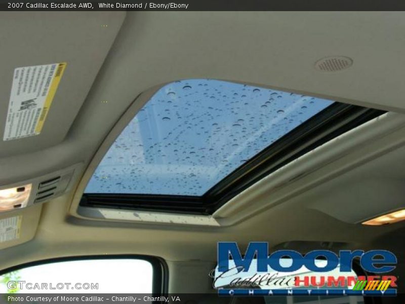 White Diamond / Ebony/Ebony 2007 Cadillac Escalade AWD