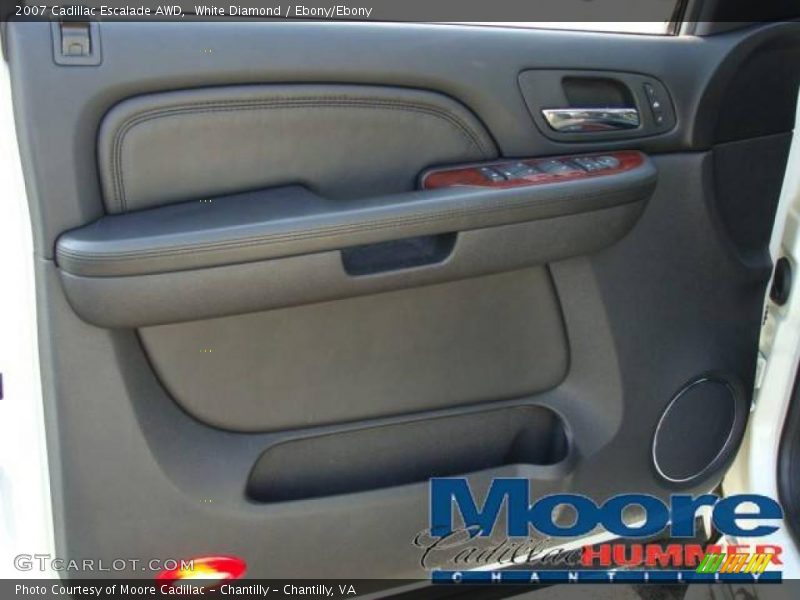 White Diamond / Ebony/Ebony 2007 Cadillac Escalade AWD