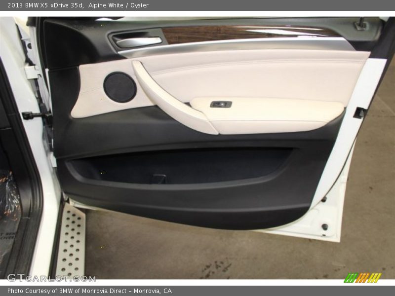 Alpine White / Oyster 2013 BMW X5 xDrive 35d