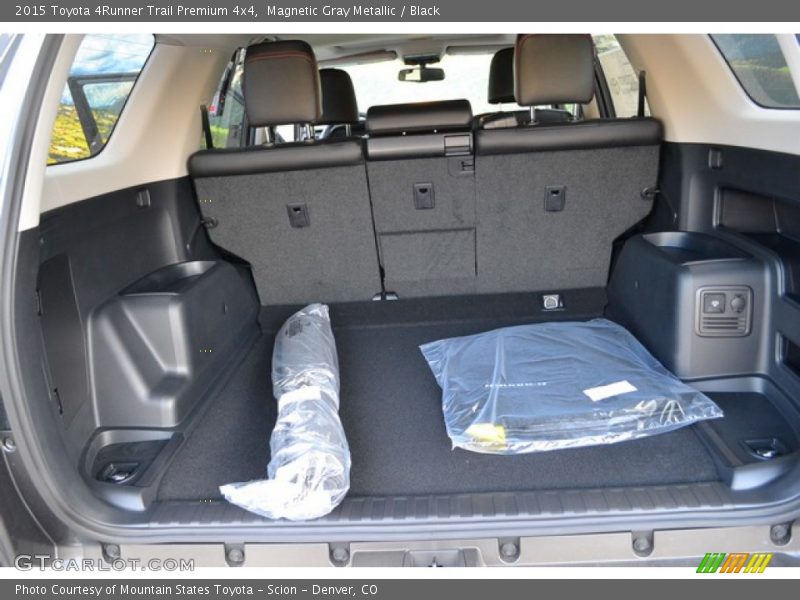 Magnetic Gray Metallic / Black 2015 Toyota 4Runner Trail Premium 4x4