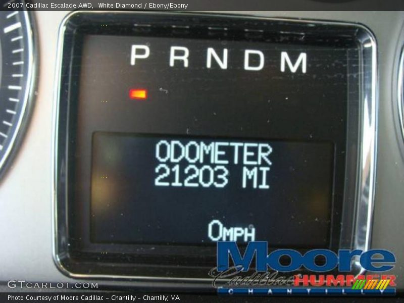 White Diamond / Ebony/Ebony 2007 Cadillac Escalade AWD