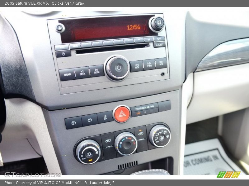 Quicksilver / Gray 2009 Saturn VUE XR V6