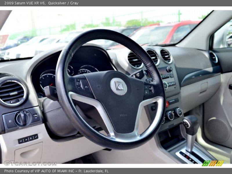 Quicksilver / Gray 2009 Saturn VUE XR V6