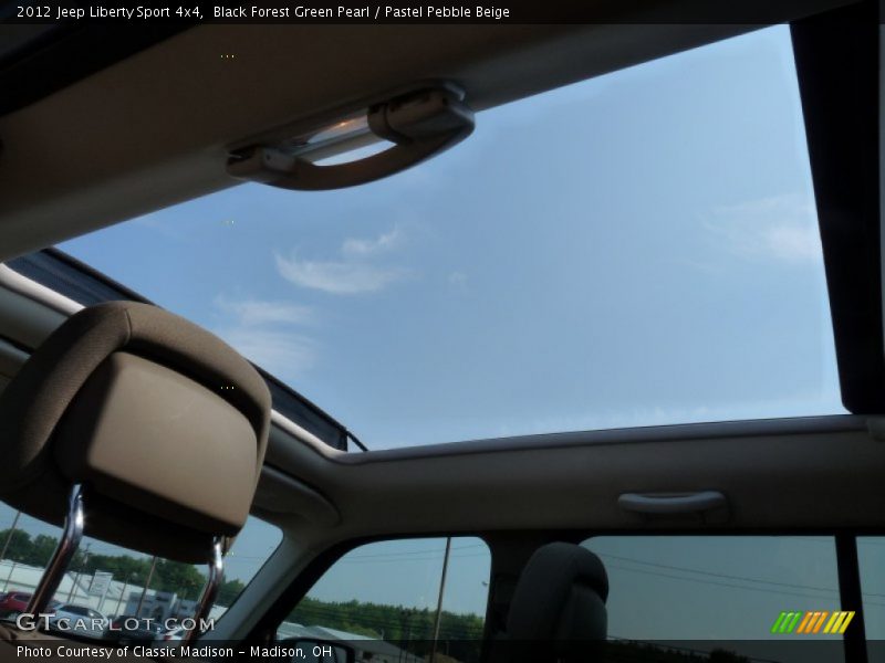 Black Forest Green Pearl / Pastel Pebble Beige 2012 Jeep Liberty Sport 4x4