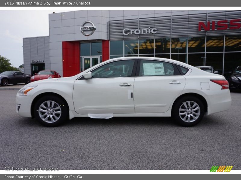 Pearl White / Charcoal 2015 Nissan Altima 2.5 S