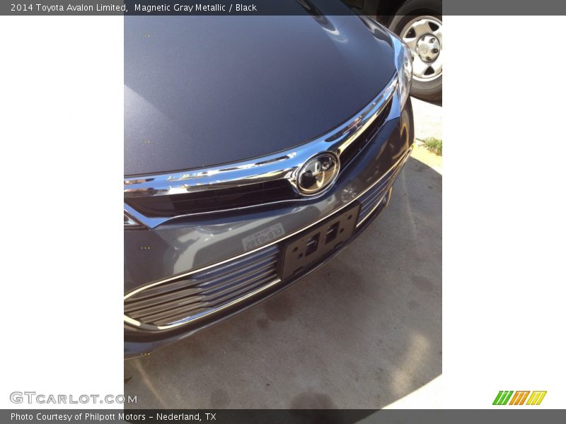 Magnetic Gray Metallic / Black 2014 Toyota Avalon Limited