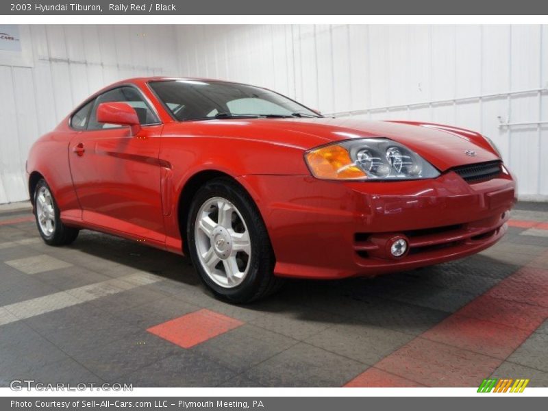 Front 3/4 View of 2003 Tiburon 