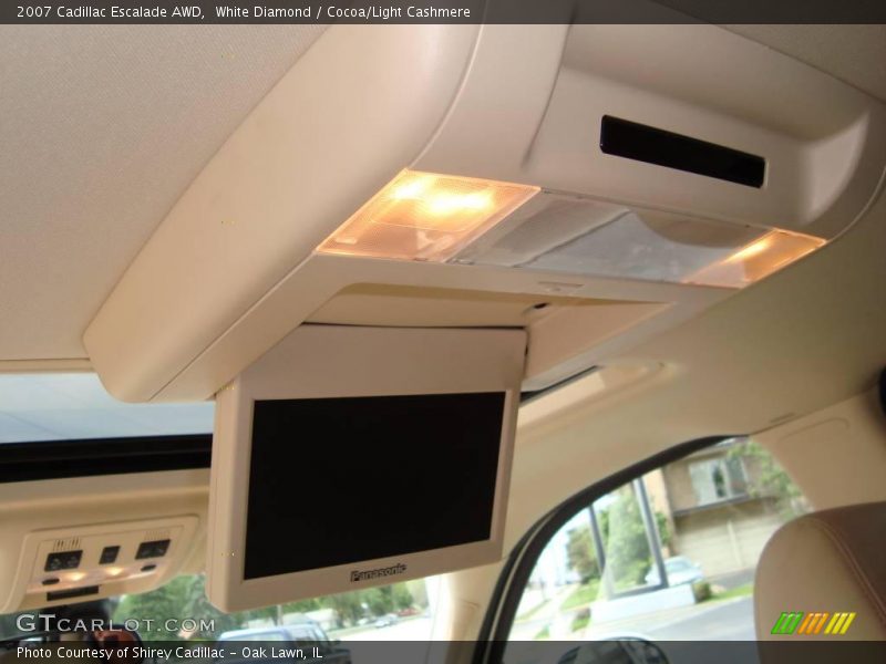 White Diamond / Cocoa/Light Cashmere 2007 Cadillac Escalade AWD