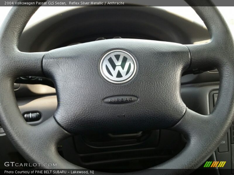 Reflex Silver Metallic / Anthracite 2004 Volkswagen Passat GLS Sedan
