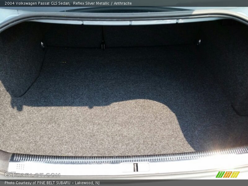 Reflex Silver Metallic / Anthracite 2004 Volkswagen Passat GLS Sedan