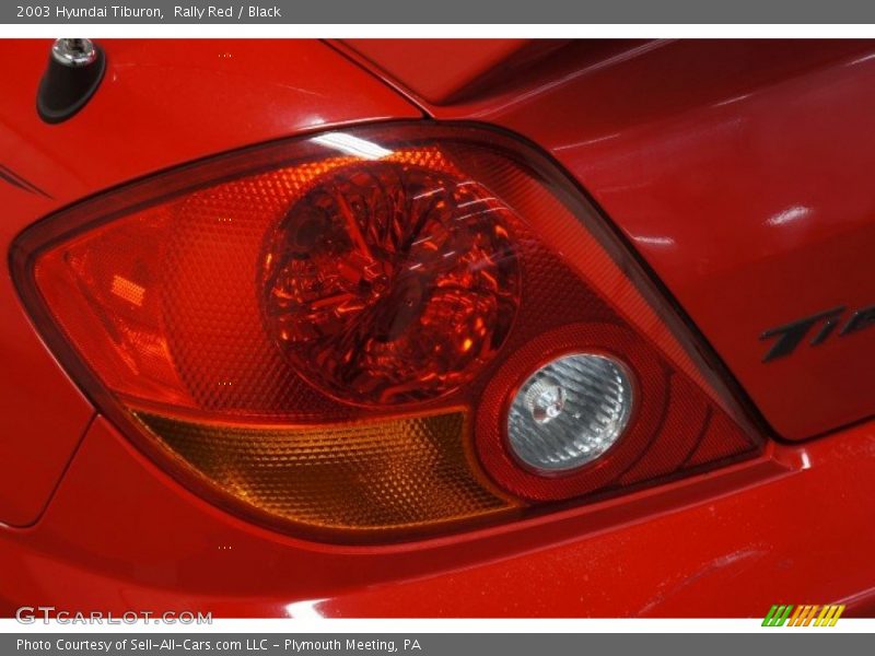 Rally Red / Black 2003 Hyundai Tiburon