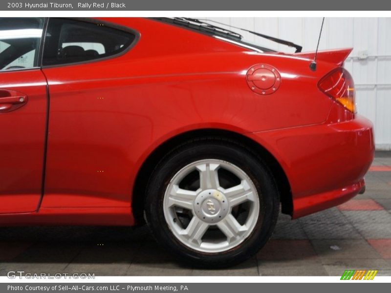 Rally Red / Black 2003 Hyundai Tiburon