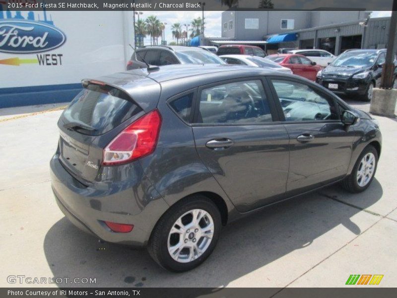 Magnetic Metallic / Charcoal Black 2015 Ford Fiesta SE Hatchback