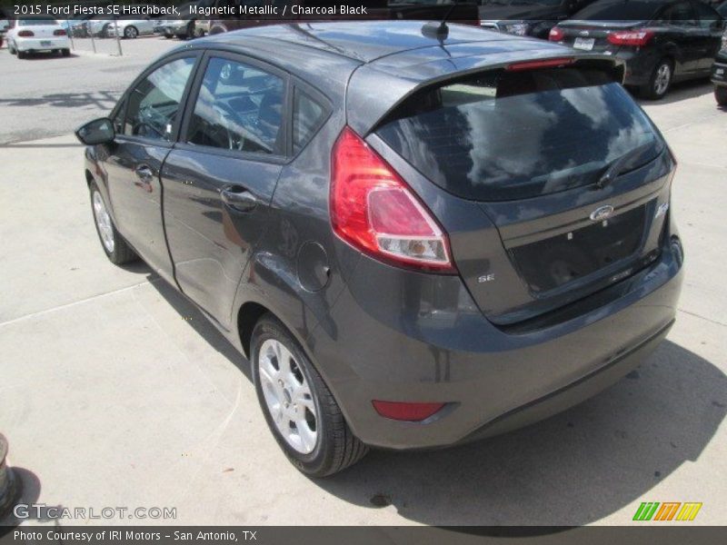 Magnetic Metallic / Charcoal Black 2015 Ford Fiesta SE Hatchback