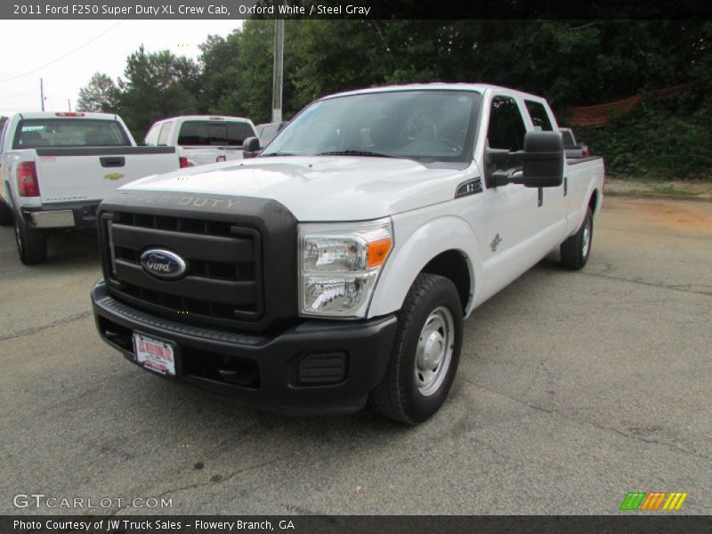 Oxford White / Steel Gray 2011 Ford F250 Super Duty XL Crew Cab