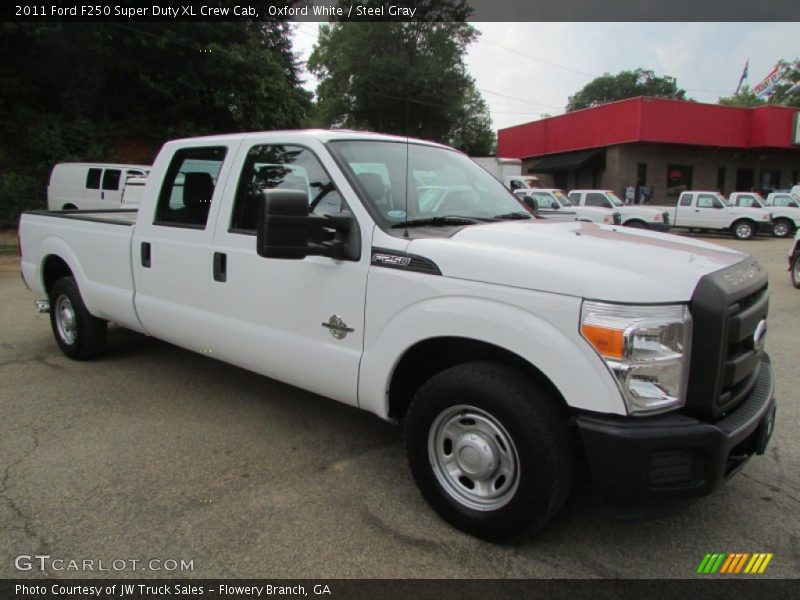 Oxford White / Steel Gray 2011 Ford F250 Super Duty XL Crew Cab
