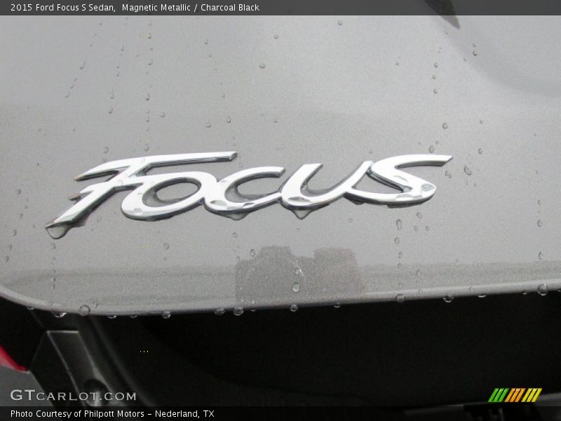Magnetic Metallic / Charcoal Black 2015 Ford Focus S Sedan