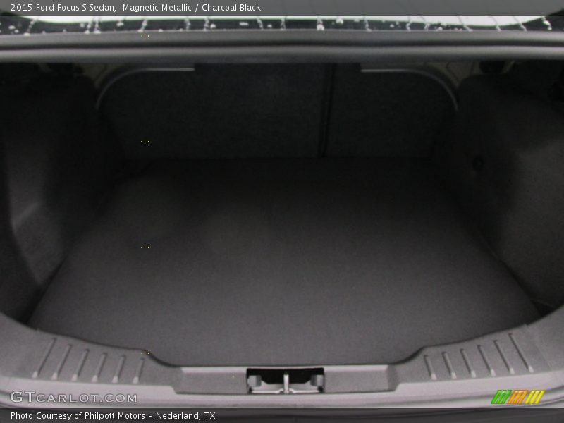 Magnetic Metallic / Charcoal Black 2015 Ford Focus S Sedan