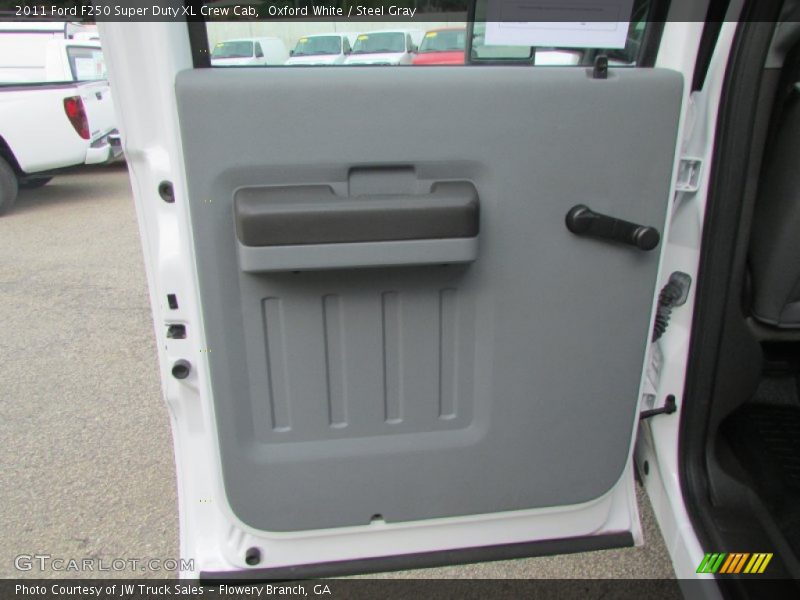 Oxford White / Steel Gray 2011 Ford F250 Super Duty XL Crew Cab