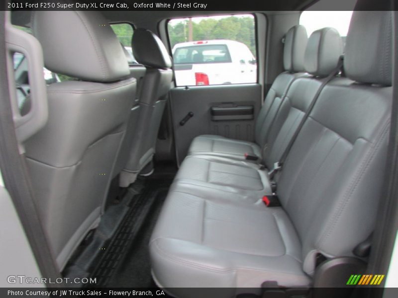 Oxford White / Steel Gray 2011 Ford F250 Super Duty XL Crew Cab