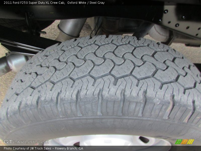 Oxford White / Steel Gray 2011 Ford F250 Super Duty XL Crew Cab