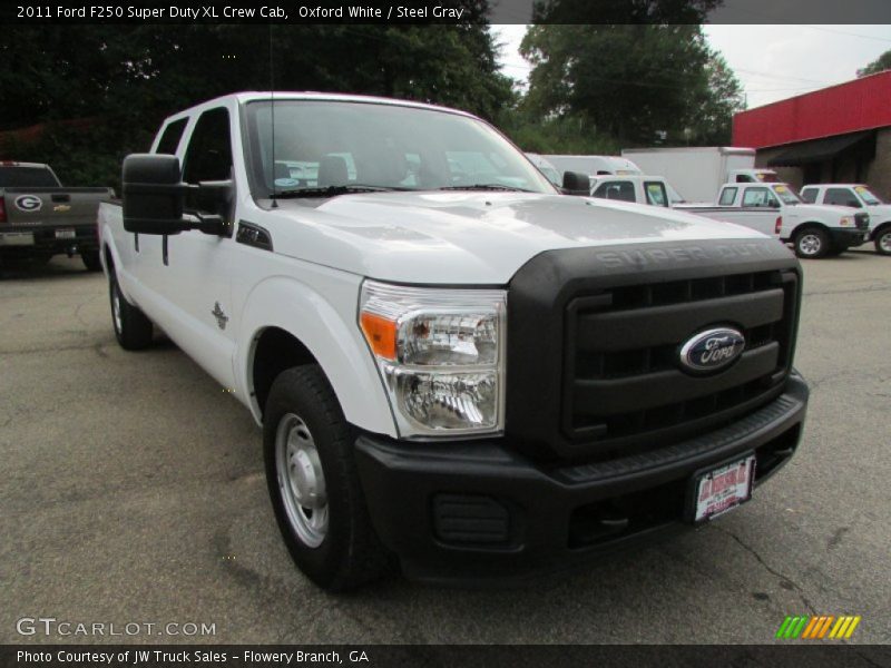 Oxford White / Steel Gray 2011 Ford F250 Super Duty XL Crew Cab